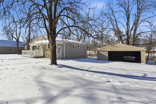 15465 Trinity Street, Detroit, MI 48223