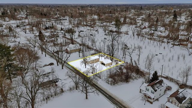 15465 Trinity Street, Detroit, MI 48223