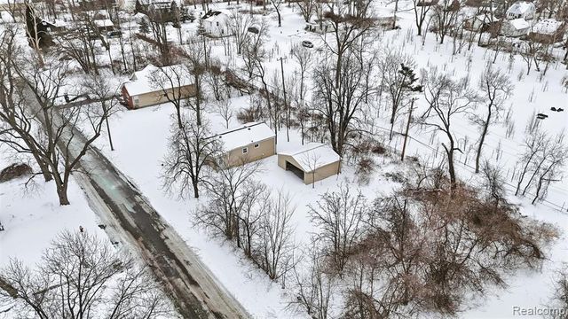 15465 Trinity Street, Detroit, MI 48223