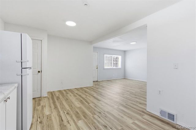 15465 Trinity Street, Detroit, MI 48223