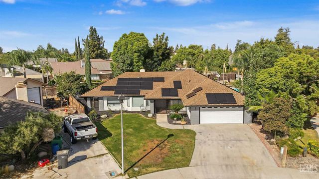 5312 Deville Court, Bakersfield, CA 93308