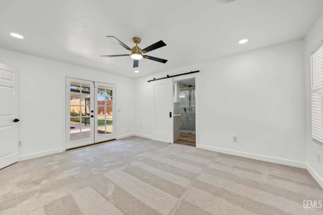 5312 Deville Court, Bakersfield, CA 93308