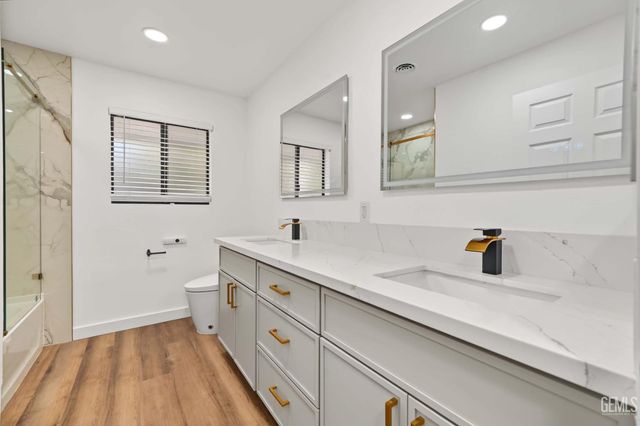 5312 Deville Court, Bakersfield, CA 93308