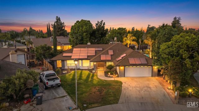 5312 Deville Court, Bakersfield, CA 93308