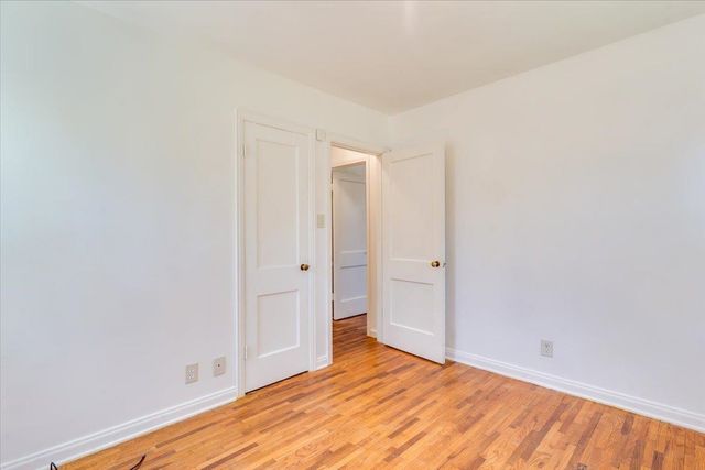 1126 S Lulu Ave, Wichita, KS 67211