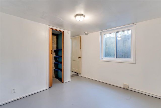 1126 S Lulu Ave, Wichita, KS 67211