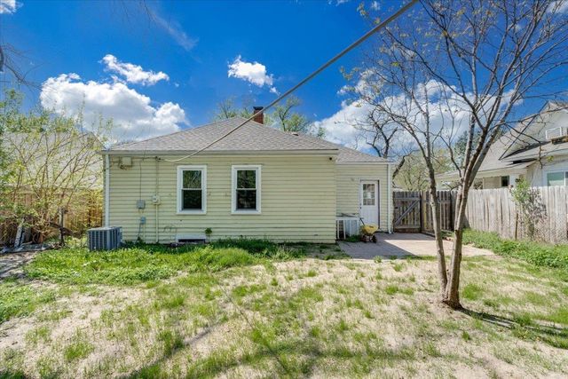 1126 S Lulu Ave, Wichita, KS 67211