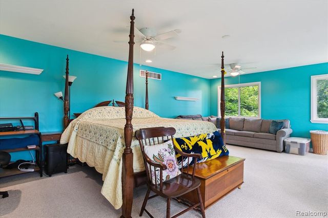 2340 Lakeview Drive, Brooklyn, MI 49230