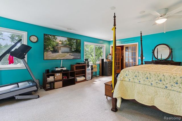 2340 Lakeview Drive, Brooklyn, MI 49230