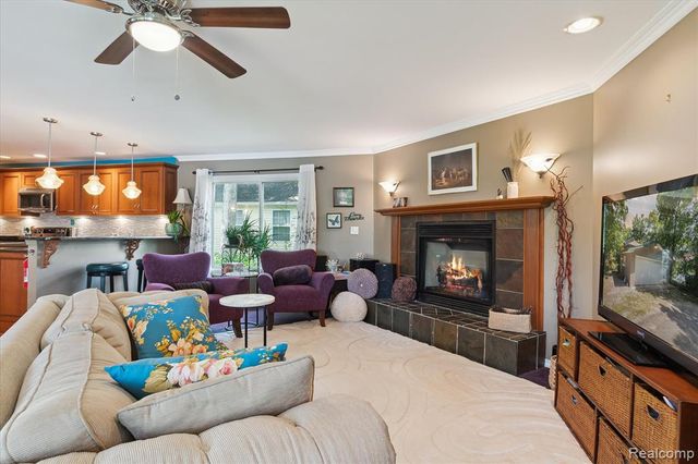 2340 Lakeview Drive, Brooklyn, MI 49230