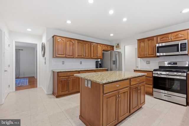 3819 MILL CREEK RD, Hockessin, DE 19707