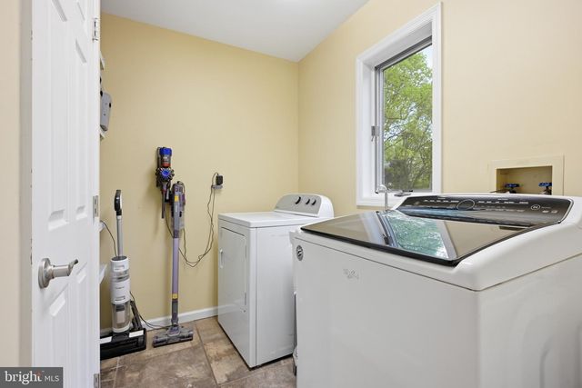 3819 MILL CREEK RD, Hockessin, DE 19707