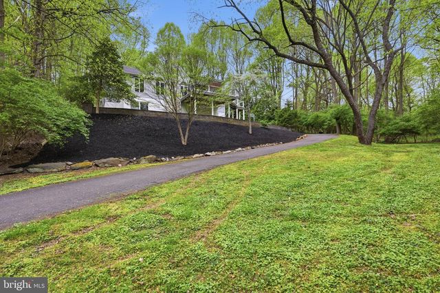 3819 MILL CREEK RD, Hockessin, DE 19707