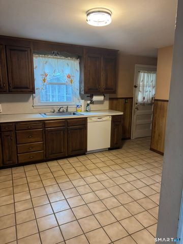 111 Harvard Street, Hartford, CT 06106