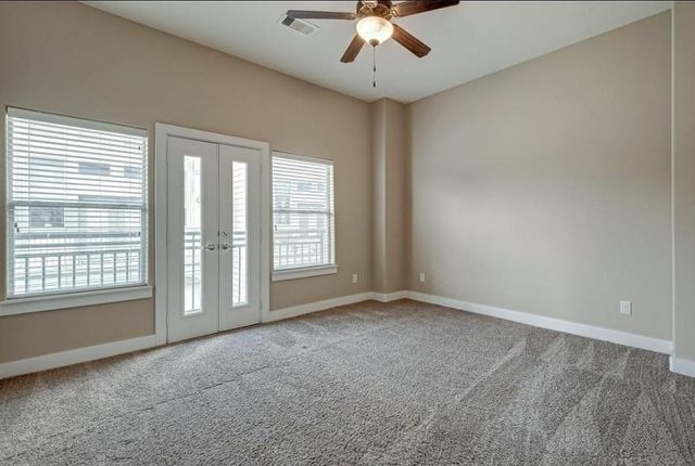 1215 Wentworth Street, Houston, TX 77004