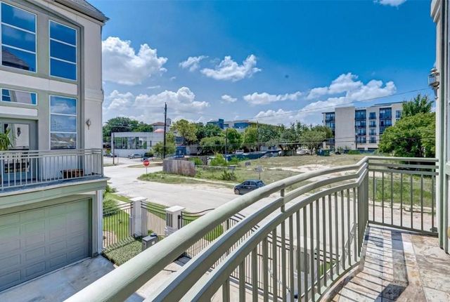 1215 Wentworth Street, Houston, TX 77004