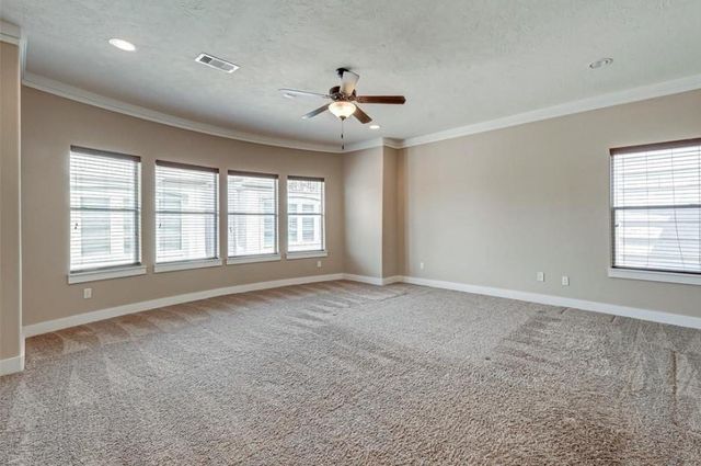 1215 Wentworth Street, Houston, TX 77004