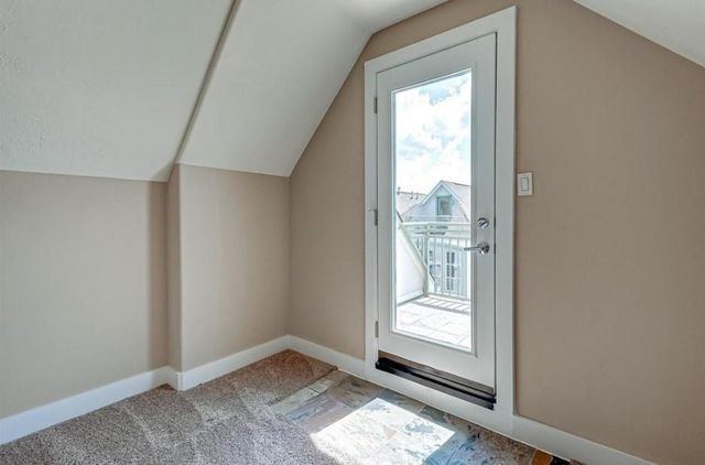 1215 Wentworth Street, Houston, TX 77004