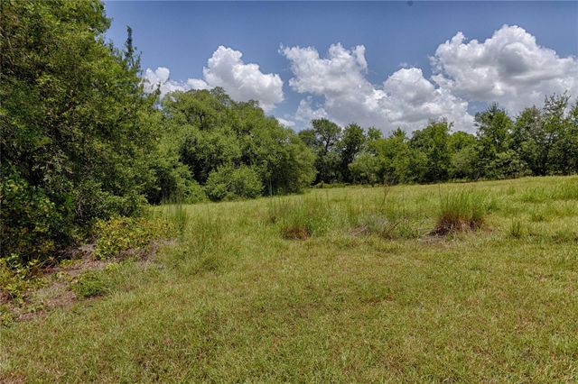 7541 Fm 609, La Grange, TX 78945