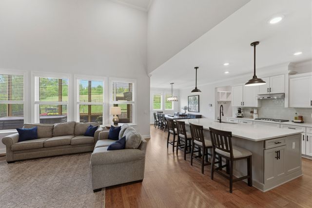 4025 Foxglove Farm Dr, Franklin, TN 37064