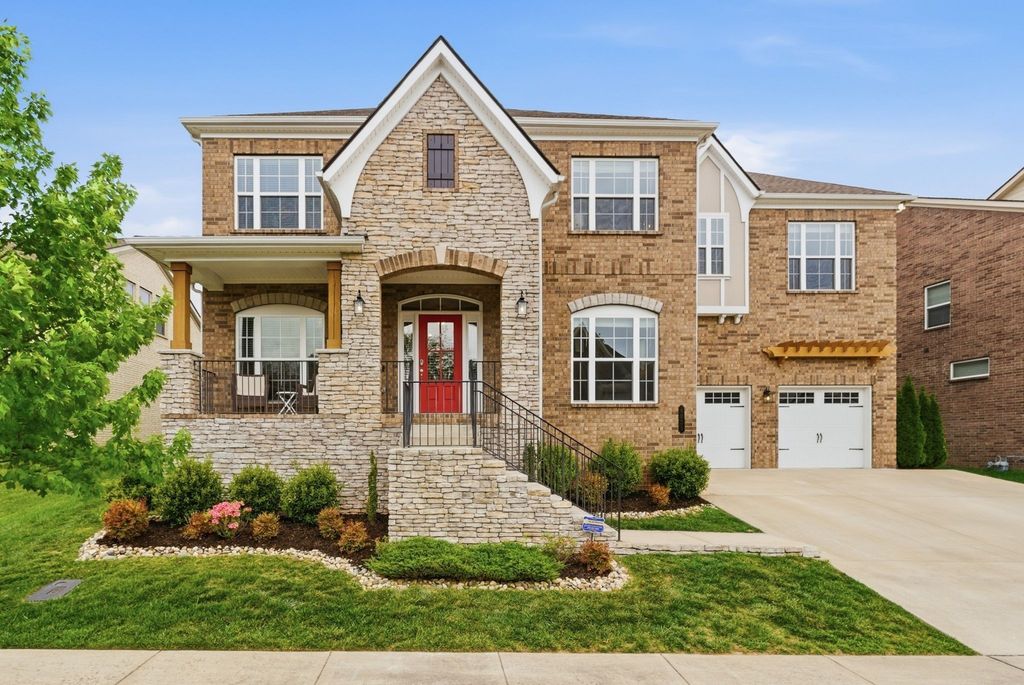 4025 Foxglove Farm Dr, Franklin, TN 37064
