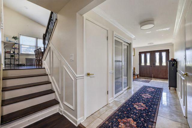 2217 Westwood Drive, Hillside, IL 60162