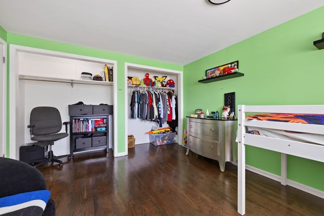 2217 Westwood Drive, Hillside, IL 60162