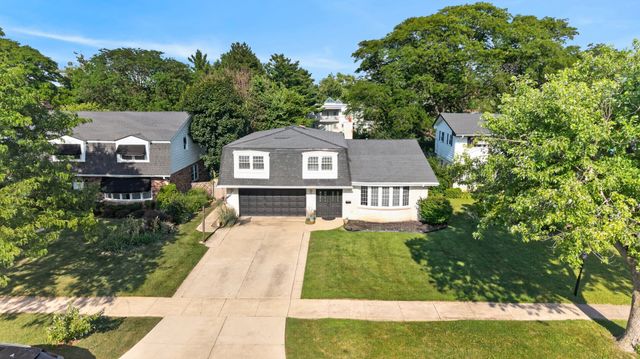 2217 Westwood Drive, Hillside, IL 60162