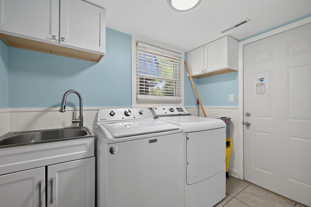 2217 Westwood Drive, Hillside, IL 60162