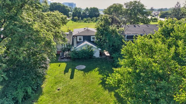2217 Westwood Drive, Hillside, IL 60162