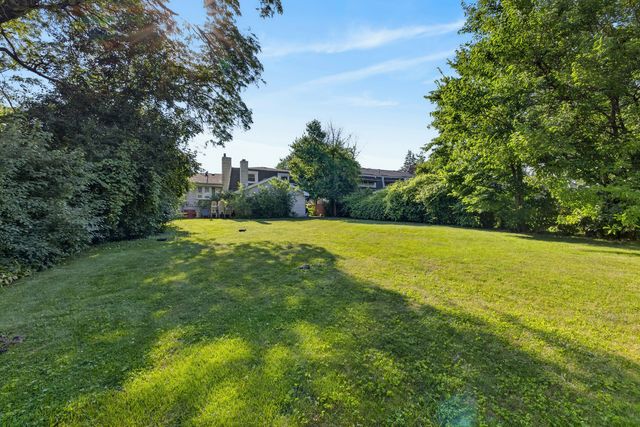 2217 Westwood Drive, Hillside, IL 60162