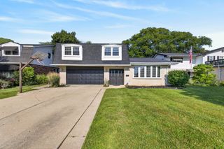 2217 Westwood Drive, Hillside, IL 60162