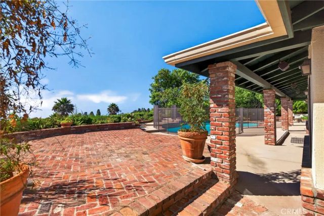 28917 Scotsview Drive, Rancho Palos Verdes, CA 90275