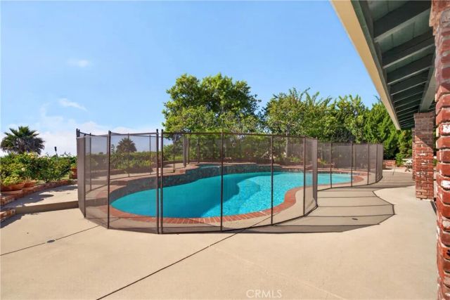 28917 Scotsview Drive, Rancho Palos Verdes, CA 90275