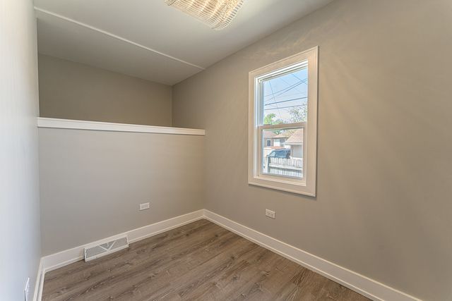 2330 121st Street, Blue Island, IL 60406