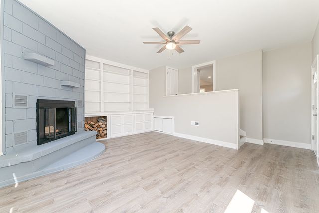 2330 121st Street, Blue Island, IL 60406