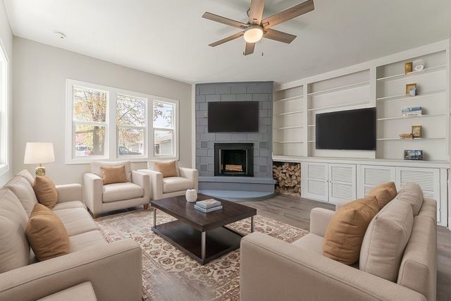 2330 121st Street, Blue Island, IL 60406