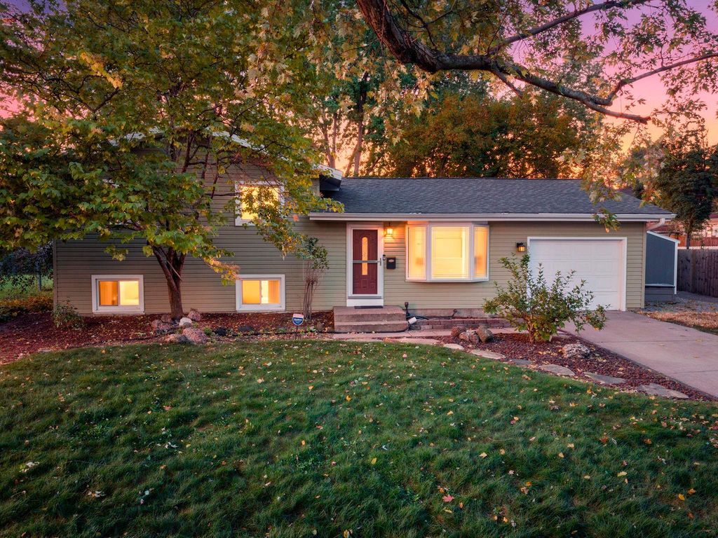 3865 Gettysburg Avenue N, New Hope, MN 55427 — exterior