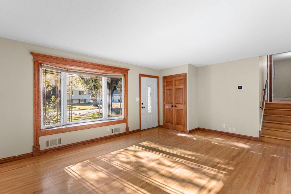 3865 Gettysburg Avenue N, New Hope, MN 55427 — photo 2
