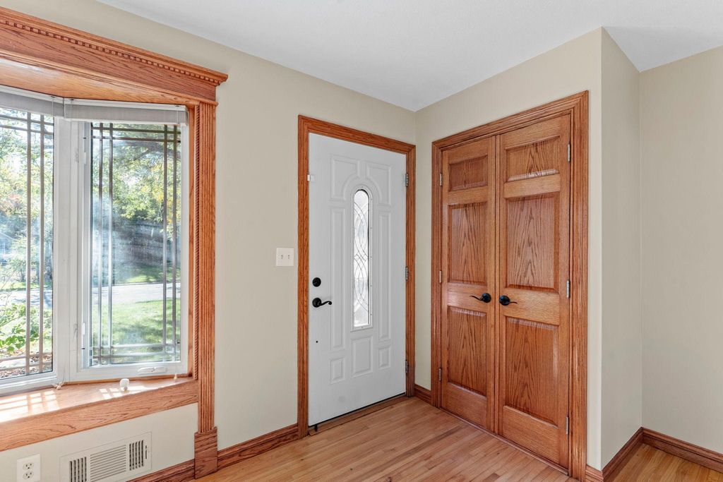 3865 Gettysburg Avenue N, New Hope, MN 55427 — photo 4