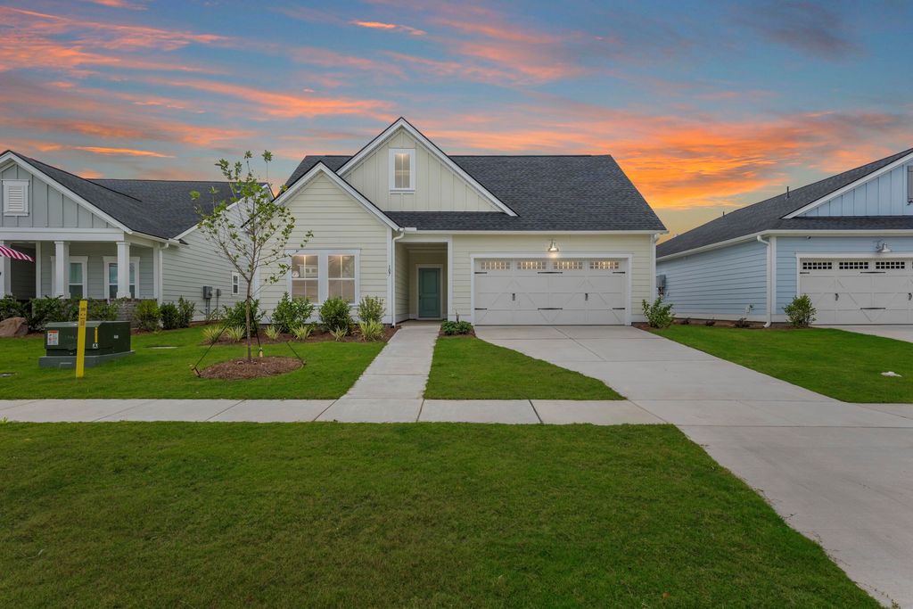 107 Barker Street, Summerville, SC 29486