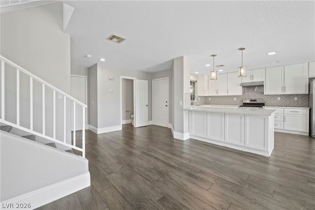 9533 Chanticleer Court, Las Vegas, NV 89129