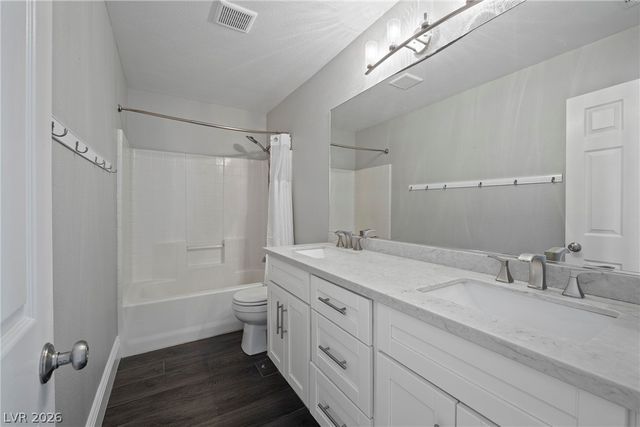 9533 Chanticleer Court, Las Vegas, NV 89129