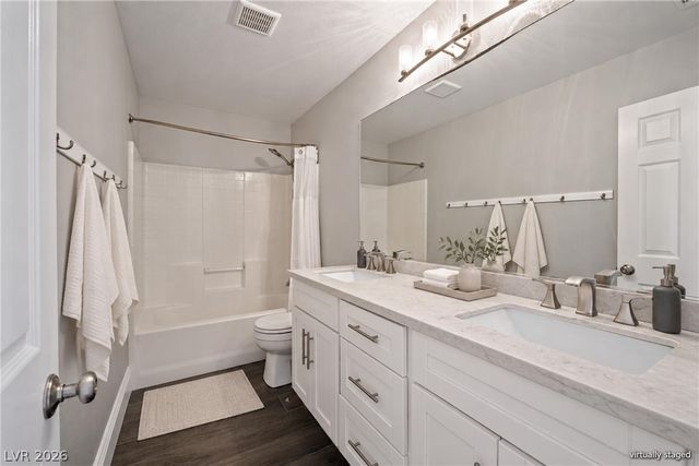 9533 Chanticleer Court, Las Vegas, NV 89129