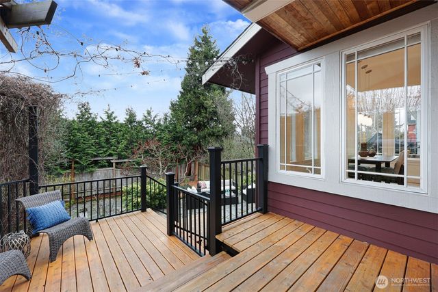 809 NW 58th Street, Seattle, WA 98107