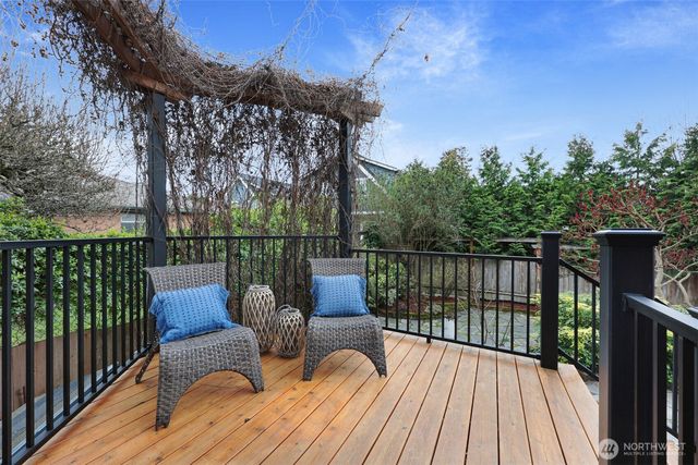 809 NW 58th Street, Seattle, WA 98107