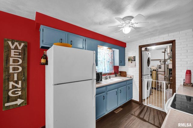 106 DUEVER Lane, East Peoria, IL 61611