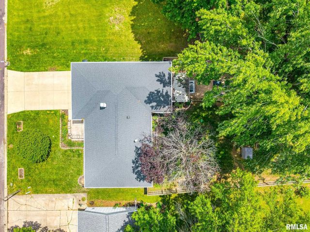106 DUEVER Lane, East Peoria, IL 61611