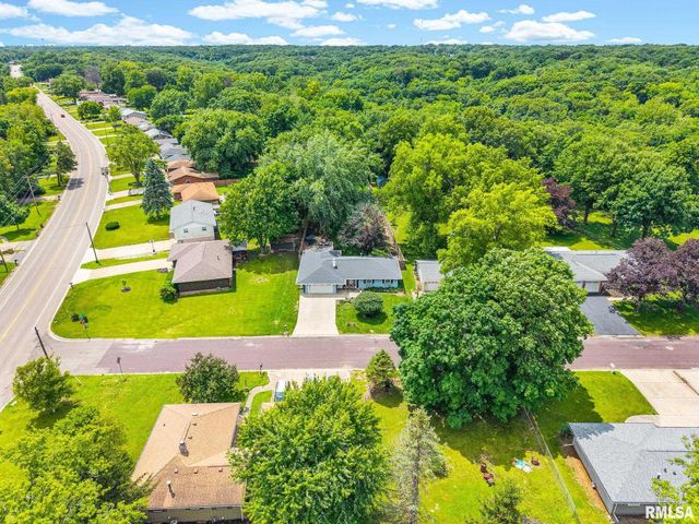 106 DUEVER Lane, East Peoria, IL 61611