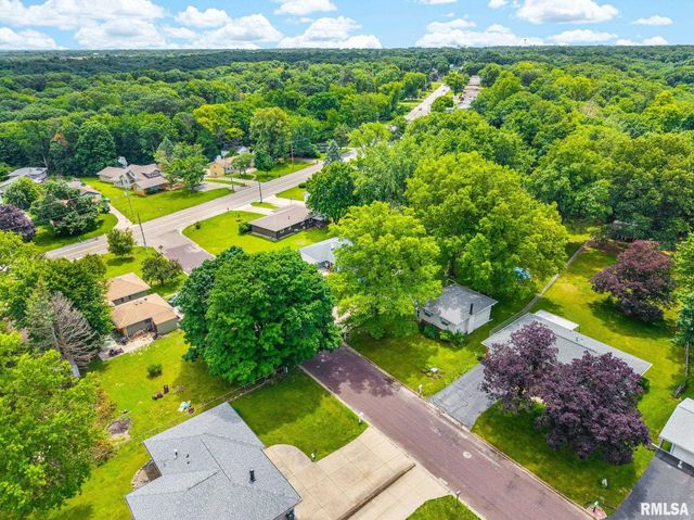 106 DUEVER Lane, East Peoria, IL 61611